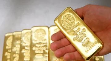 تحرك جديد بالأسواق.. أسعار الذهب وسبائكه محليًا وعالميًا عقب تغيرات الساعات الأخيرة